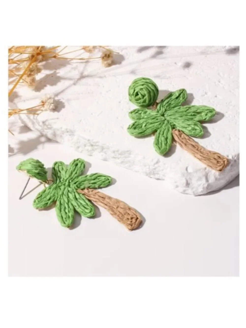 Tropical Palm Tree Raffia Statement Dangle Earrings (NEW & SO CUTE!)